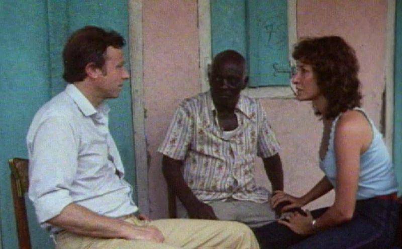 El programa Newsnight de la BBC envió un equipo a Haití en 1983 para hacer un reportaje sobre la poción de la zombificación. El programa Newsnight de la BBC envió un equipo a Haití en 1983 para hacer un reportaje sobre la poción de la zombificación.