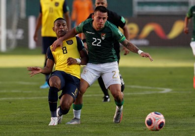 Postales del partido Bolivia vs. Ecuador