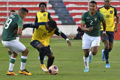 Postales del partido Bolivia vs. Ecuador