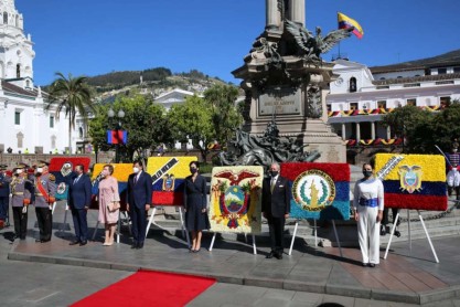 Ofrenda foral por el Primer Grito de Independencia