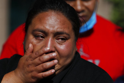 Gabriela Gómez llora luego de que su hermana