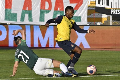 Postales del partido Bolivia vs. Ecuador