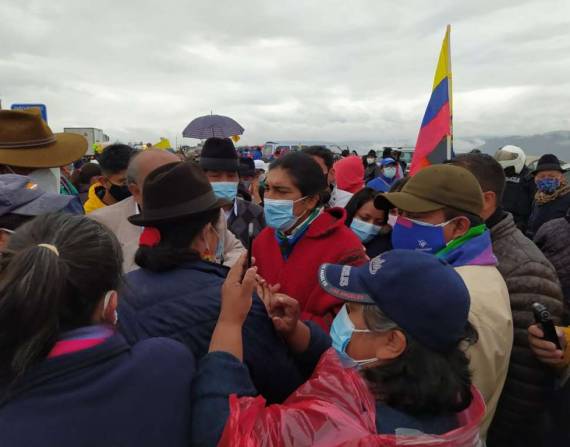 Yaku Pérez encabeza marcha indígena por la transparencia en el conteo de votos