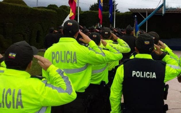 Policías en servicio activo, detenidos con dosis de droga