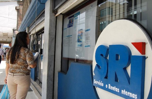 Cuestionan a la comisión de Desarrollo Económico por medida transitoria que incluye al SRI