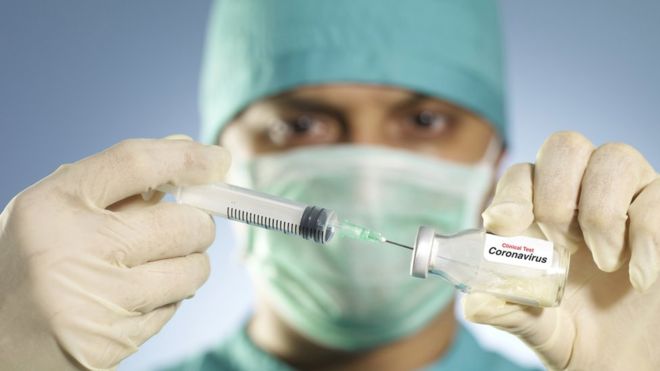 ¿Cuáles son las 3 fases para el desarrollo de una vacuna contra el COVID-19?