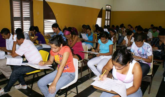 ¿Quiénes deben hacer y quiénes no el examen para ingresar a la universidad?