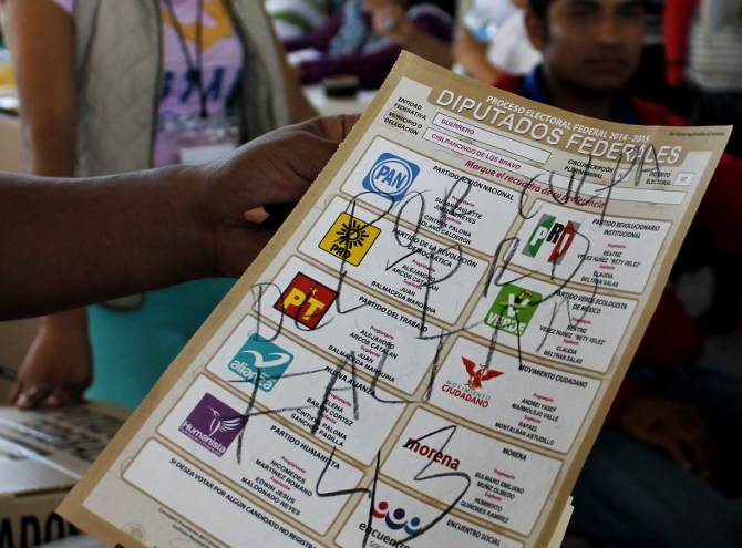 Memoria de los 43 estudiantes desaparecidos abandera boicot electoral en México