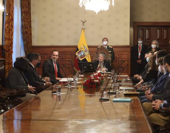 Lasso se reunió con el BID y el FMI para impulsar cooperación financiera