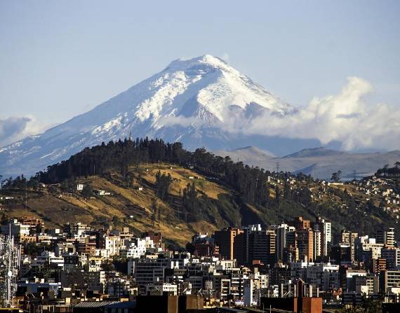 Entidades financieras no están autorizadas para operar en Ecuador, según la Superintendencia de Bancos