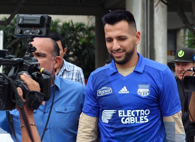 Nuevo refuerzo de Emelec llegó a Guayaquil