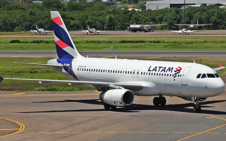 Latam despide a 1.400 personas en Ecuador, Chile, Colombia y Perú