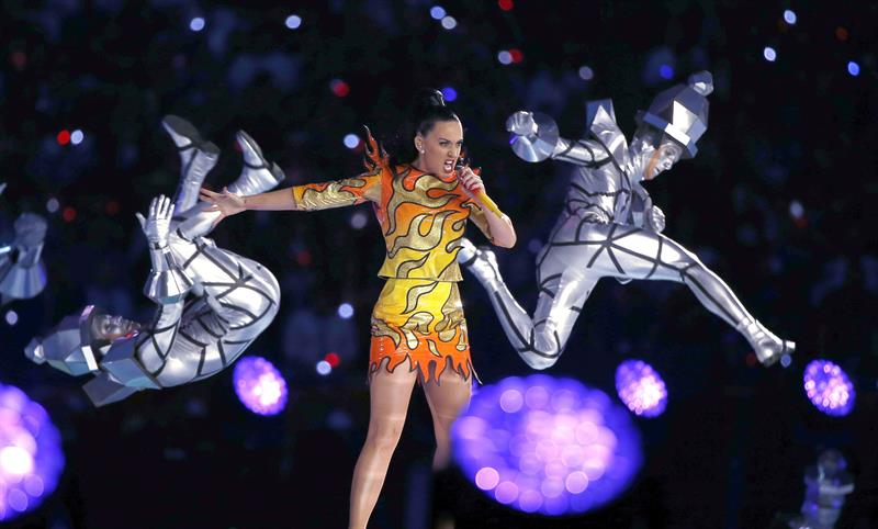 (VIDEO) La presentación de Katy Perry que dejó sin aliento en el Super Bowl