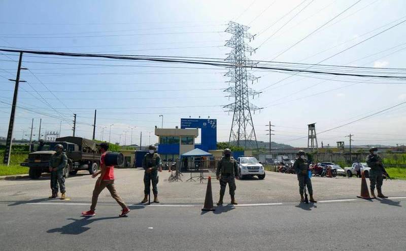 Reos siguen vigilando perímetro de pabellones en la Penitenciaría