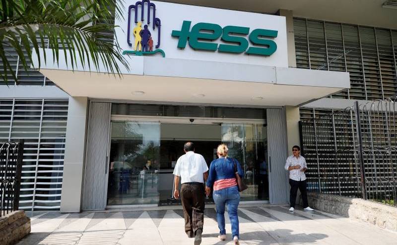 Personajes de TV comparecieron por caso de corrupción en IESS