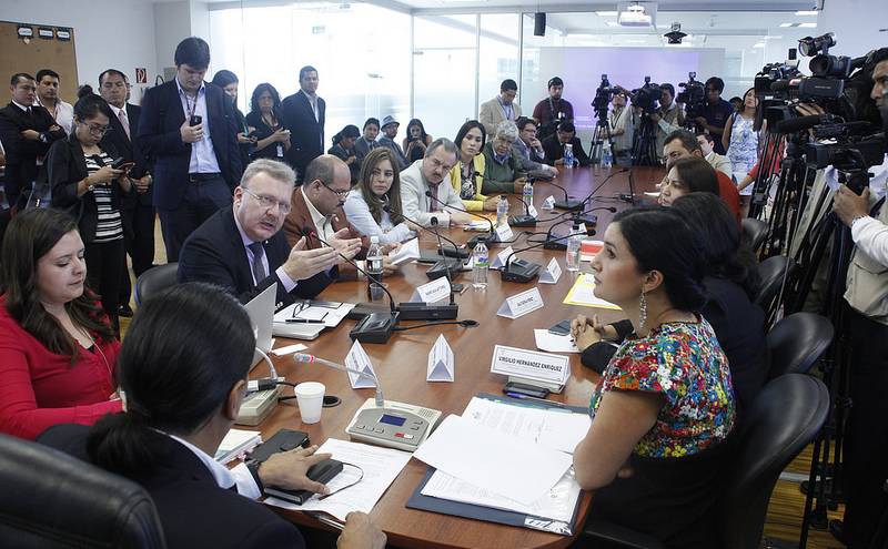 Comisión legislativa archiva proyecto de ley que aumentaba impuesto a la herencia
