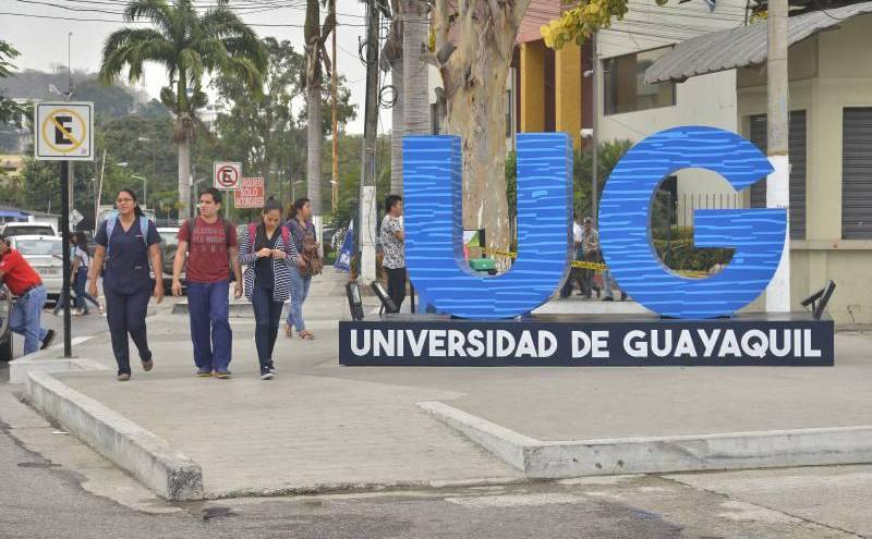 Universidades públicas contarían con USD 98 millones menos en su presupuesto