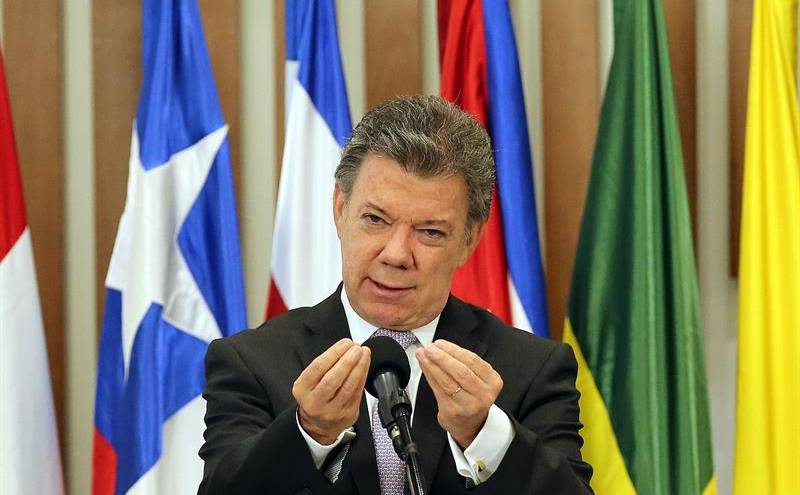 Santos dice que empresarios se identifican con lo que se negocia con las FARC