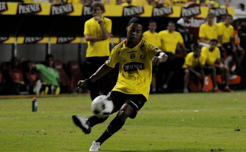 Ronaldinho lloró en la Noche Amarilla