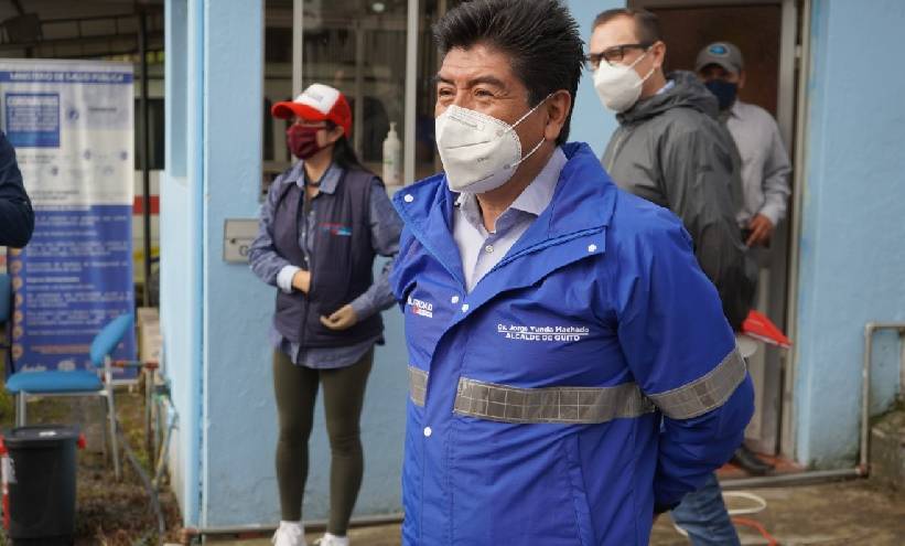 Jorge Yunda: &quot;Los servicios sanitarios ya no dan más&quot;