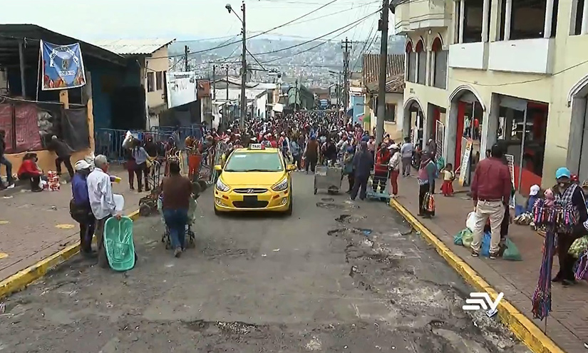 Intensa actividad en mercados de Quito