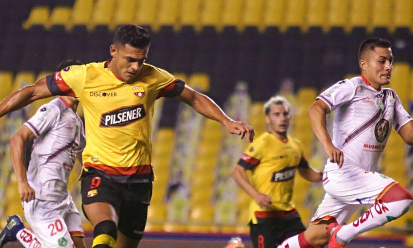 Barcelona SC golea en casa y se acerca a la final