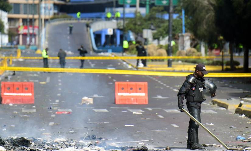 148 policías heridos durante manifestaciones en Quito