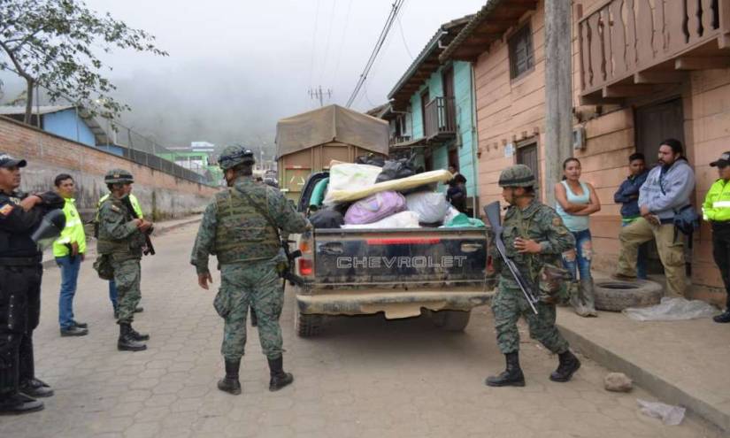 10 detenidos en intervención a parroquia Buenos Aires