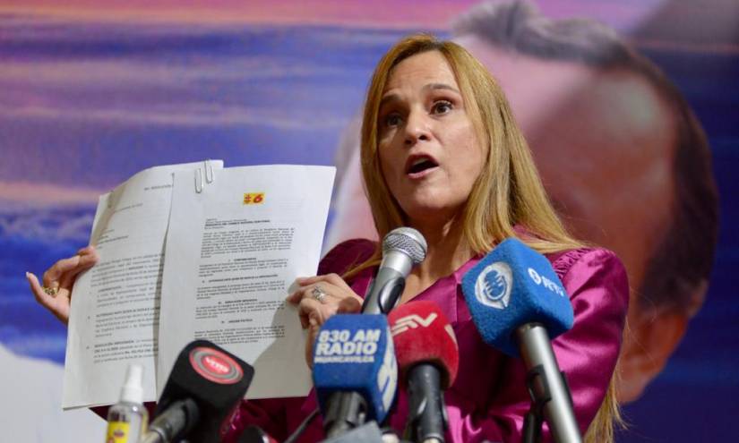 Sylka Sánchez anuncia demanda a consejeros del CNE