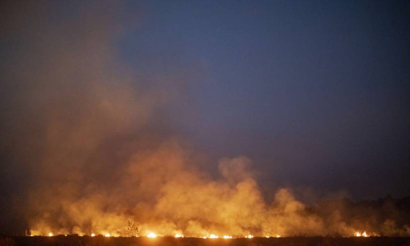 Combaten incendios en Amazonía y aparecen más focos