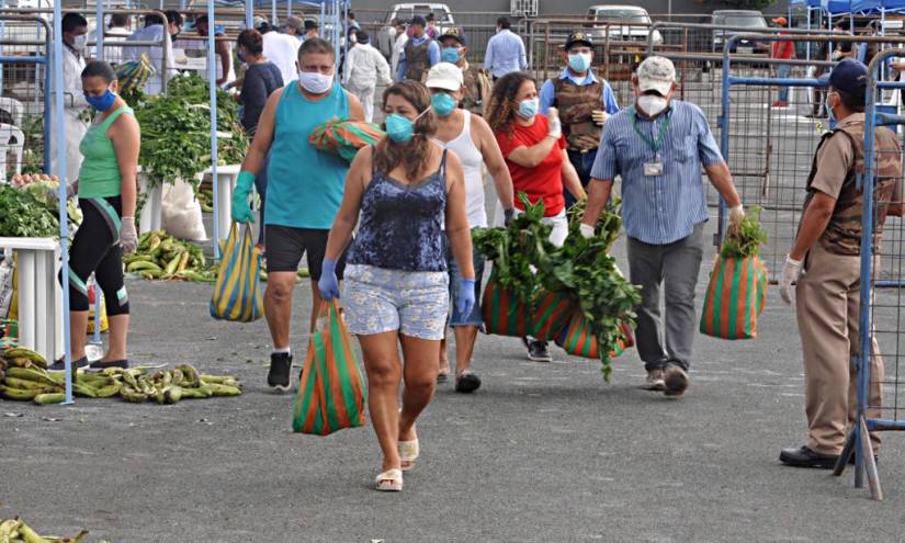 Alcaldía de Guayaquil exige asignaciones presupuestarias para aplicar semáforo