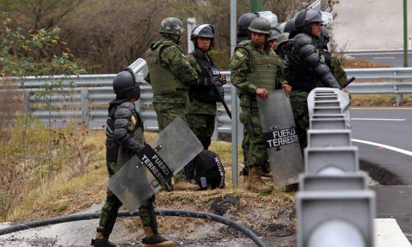 53 militares retenidos en Chimborazo e Imbabura