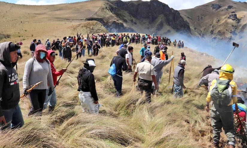 Controlado incendio en páramo del cantón Otavalo