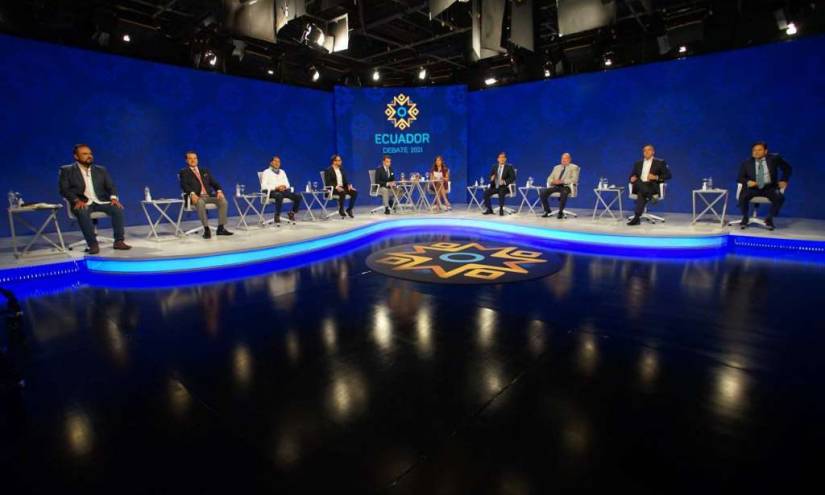 Los 16 aspirantes expusieron sus ideas en el último día del Debate Presidencial del CNE