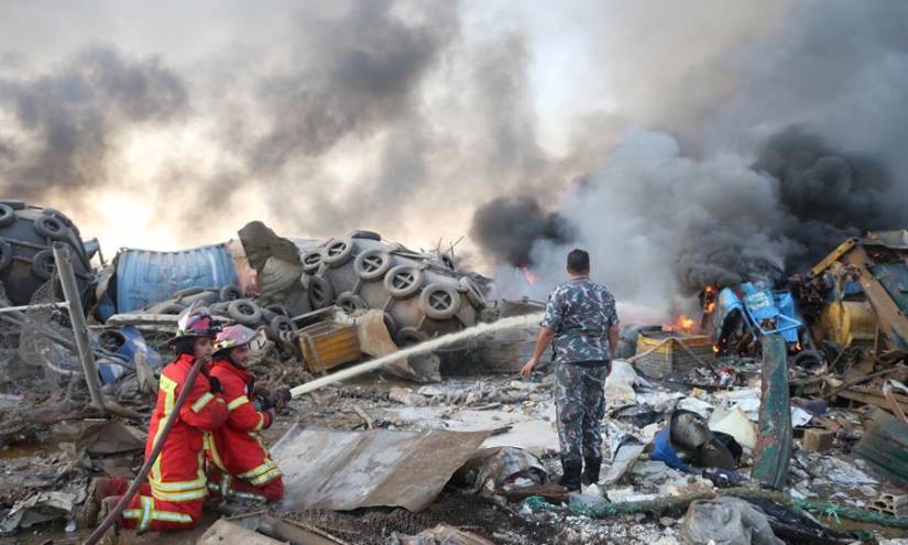 Sigue la búsqueda de desaparecidos en Beirut