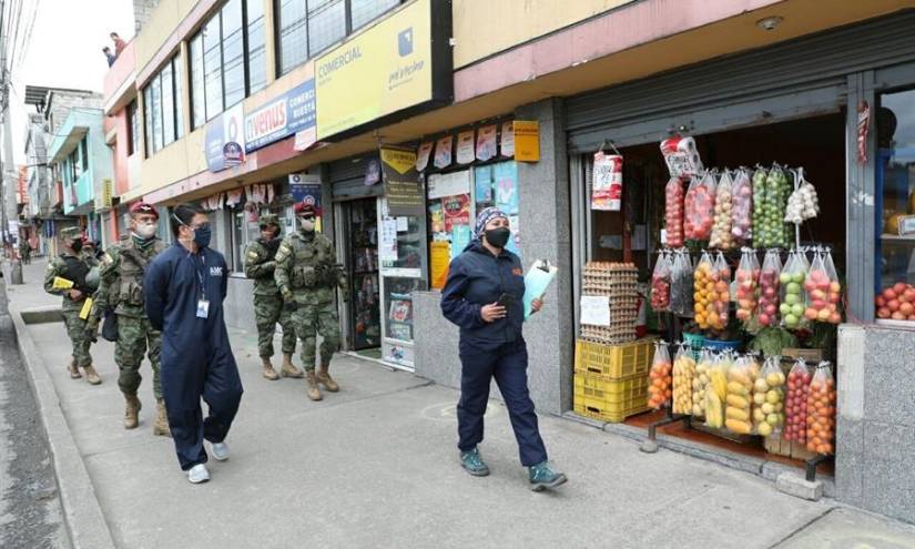 Implementarán carpas médicas en &#039;zonas calientes&#039; de Quito