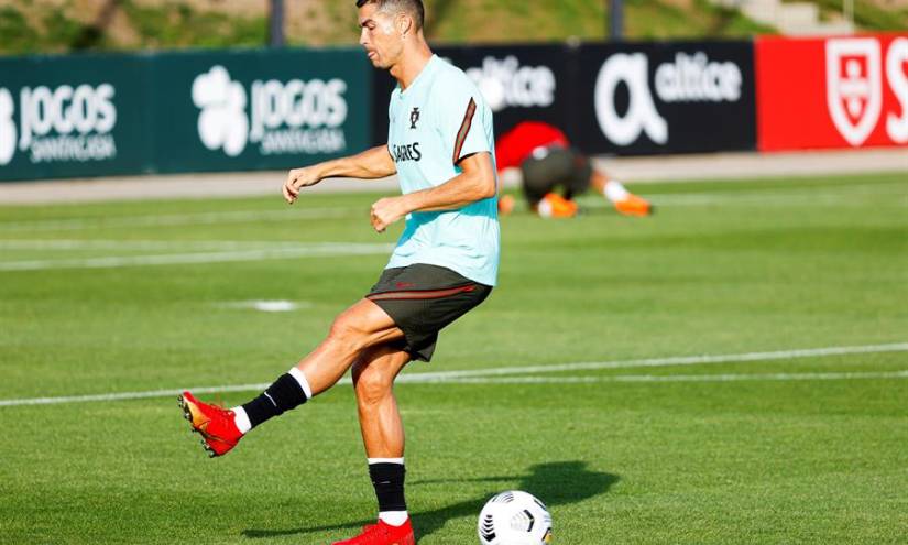 Cristiano Ronaldo da positivo por COVID-19