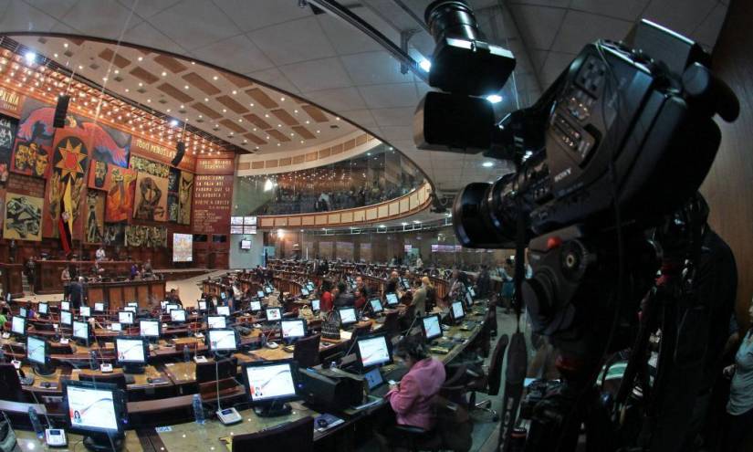 Aprueban informe para debate final de reforma a Ley de Comunicación