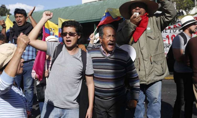 Disturbios durante comparecencia de Tuárez en Asamblea