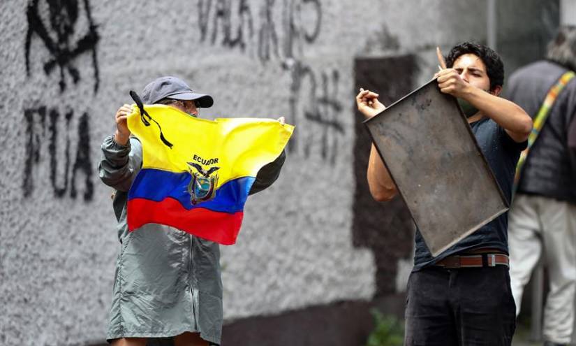 En Quito se realizó &quot;cacerolazo&quot; durante el informe a la nación