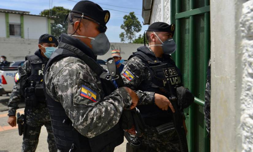 Fuerte contingente policial ante amenaza de muerte contra investigado por corrupción Daniel Salcedo