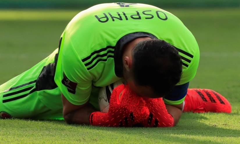 Ospina brilla para que Colombia sea la primera en sacar puntos a Brasil