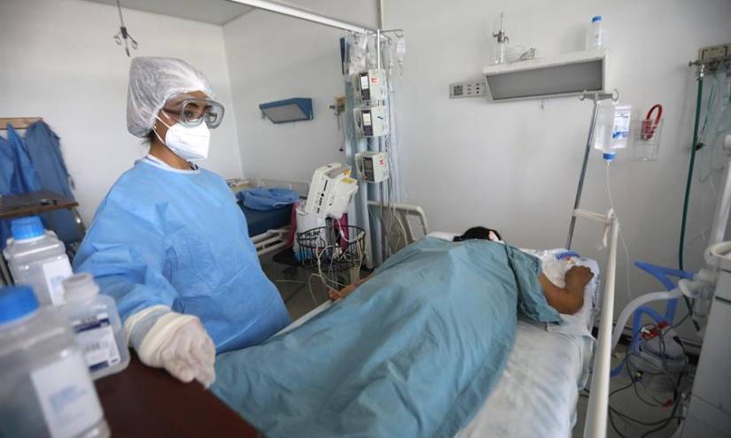 Casos globales suben a 52,1 millones, con 579.000 nuevos contagios