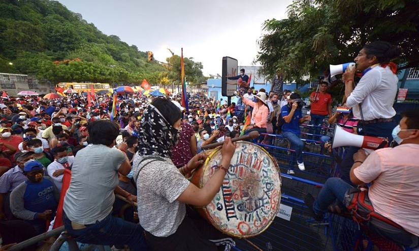 Yaku Pérez y Pachakutik se mantienen vigilantes del conteo de votos en Guayaquil