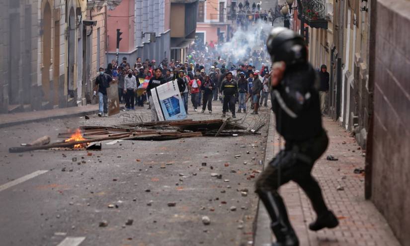 Sube a 570 la cifra de detenidos por protestas