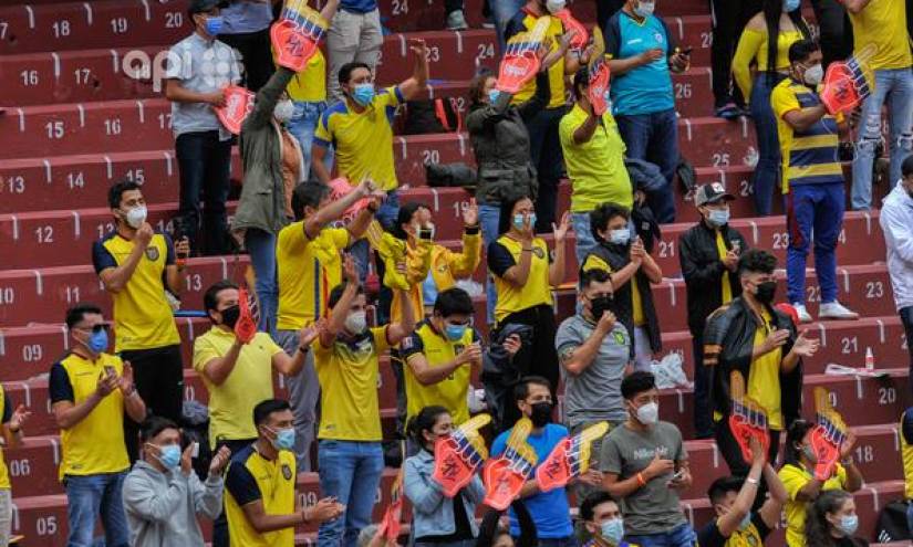 El COE Nacional autorizó la presencia de público en el estadio.