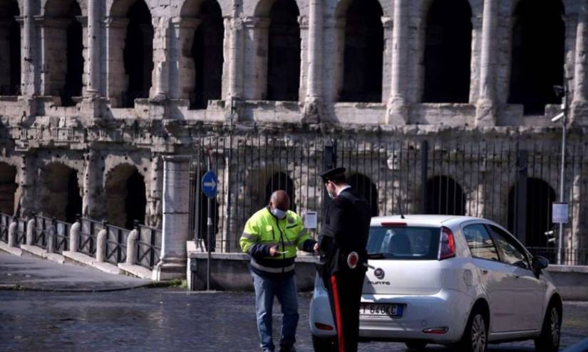 Una ciudad italiana impone días distintos a hombres y mujeres para hacer la compras