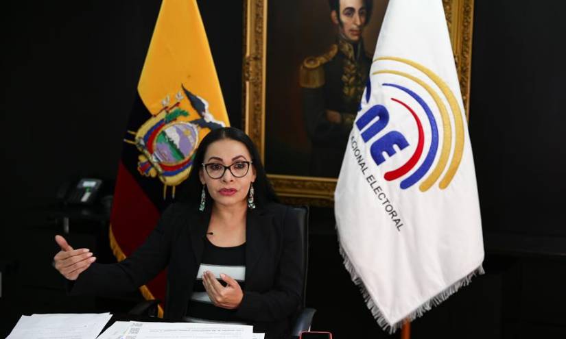 Presidenta del CNE avisa que no tolerará retraso en segunda vuelta