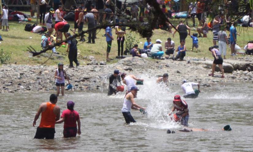 1,3 millones de turistas se movilizaron por el país en Carnaval