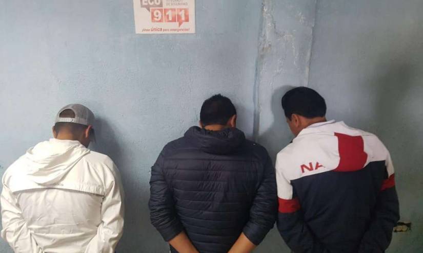 6 guías penitenciarios detenidos en operativo en CRS de Ambato